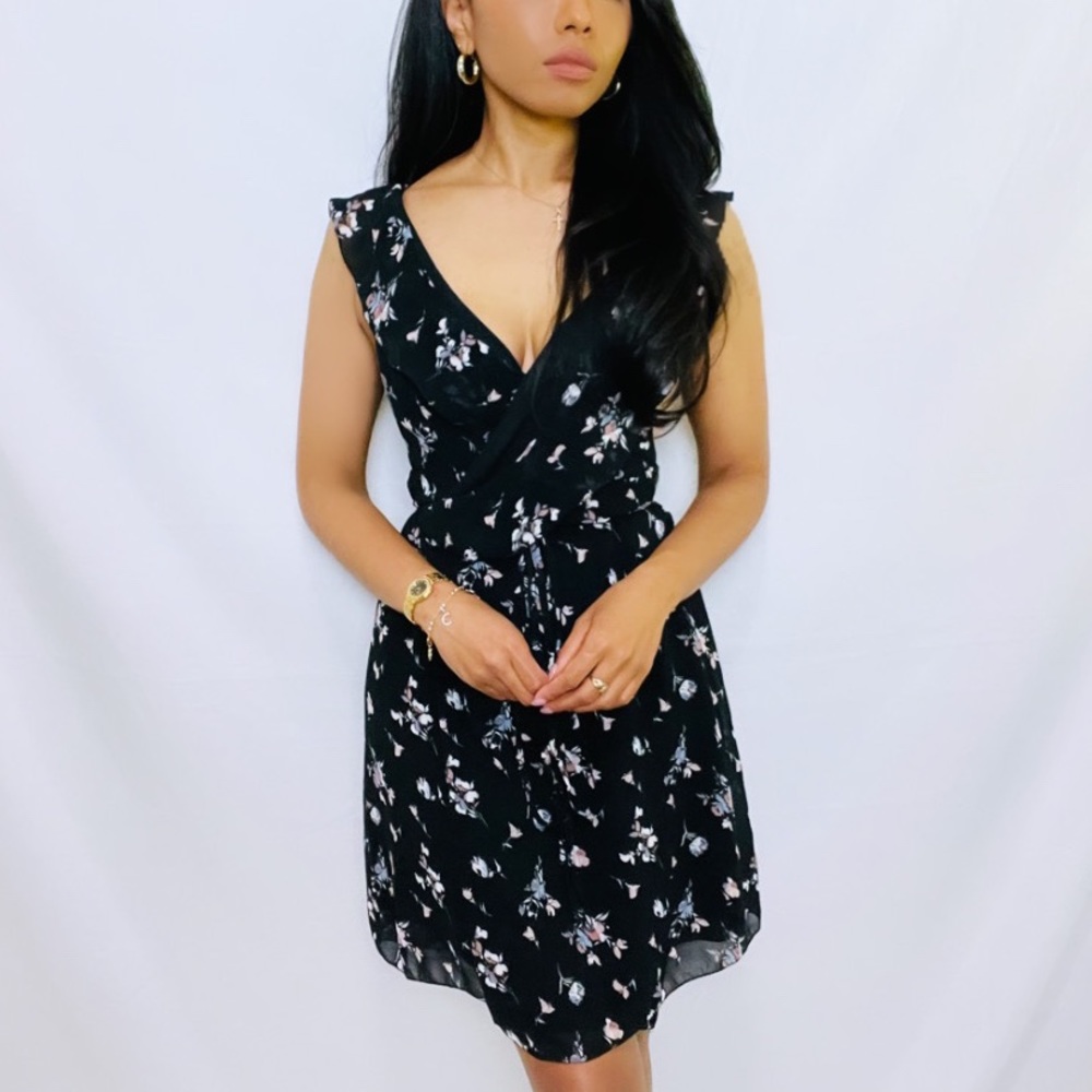 Black Small Floral Print Ruffle Mini Wrap Dress OS - Picture 10 of 11